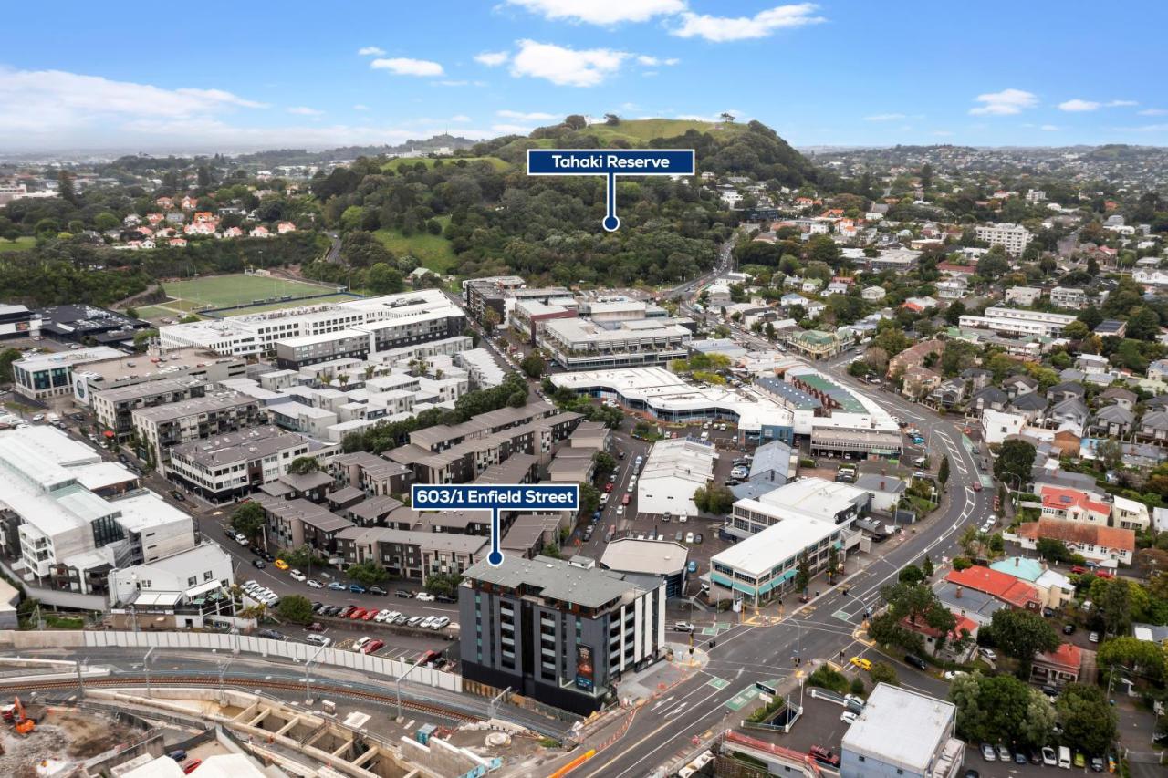 Apartamento Enfield Sky - Brand New Luxury Penthouse Auckland Exterior foto